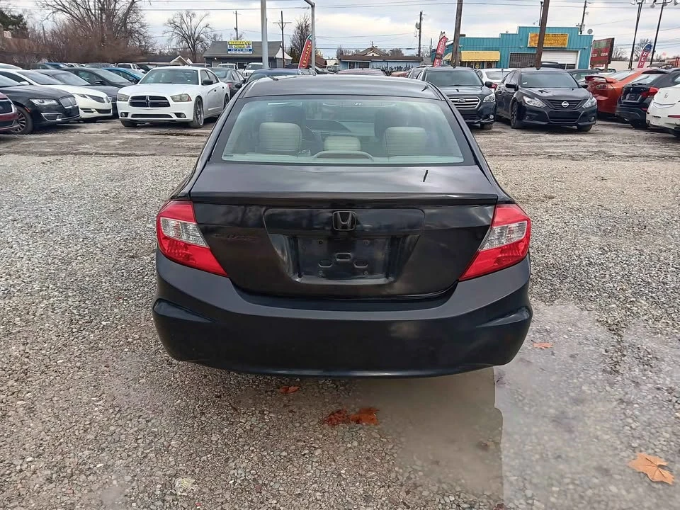 2012 Honda Civic 9th Gen - Image 4 of 17