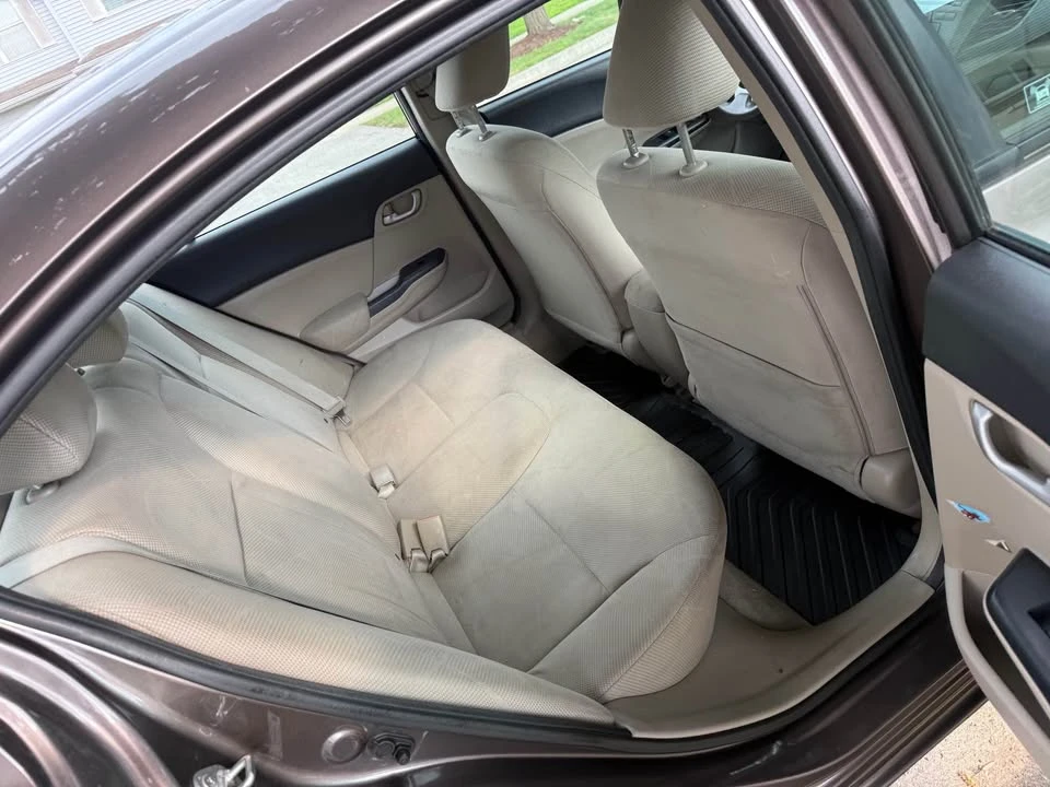 2012 Honda Civic 9th Gen - Image 12 of 18