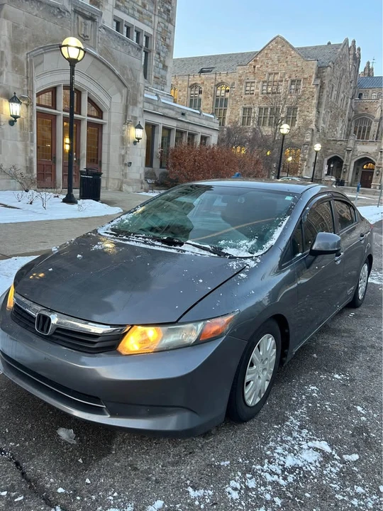 2012 Honda Civic 9th Gen - Image 3 of 8
