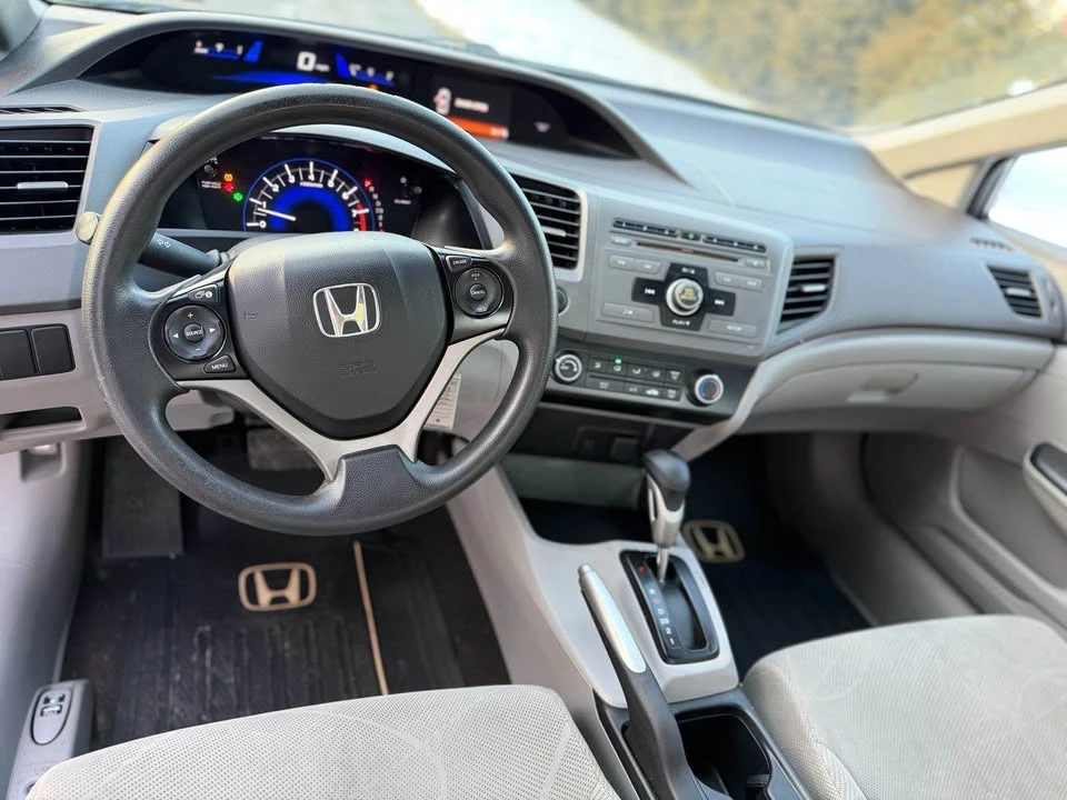 2012 Honda Civic 9th Gen - Image 8 of 14