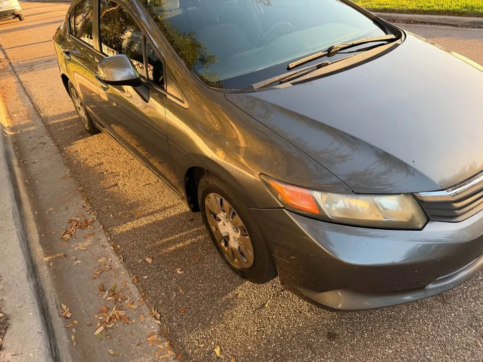 2012 Honda Civic 9th Gen - Image 6 of 8