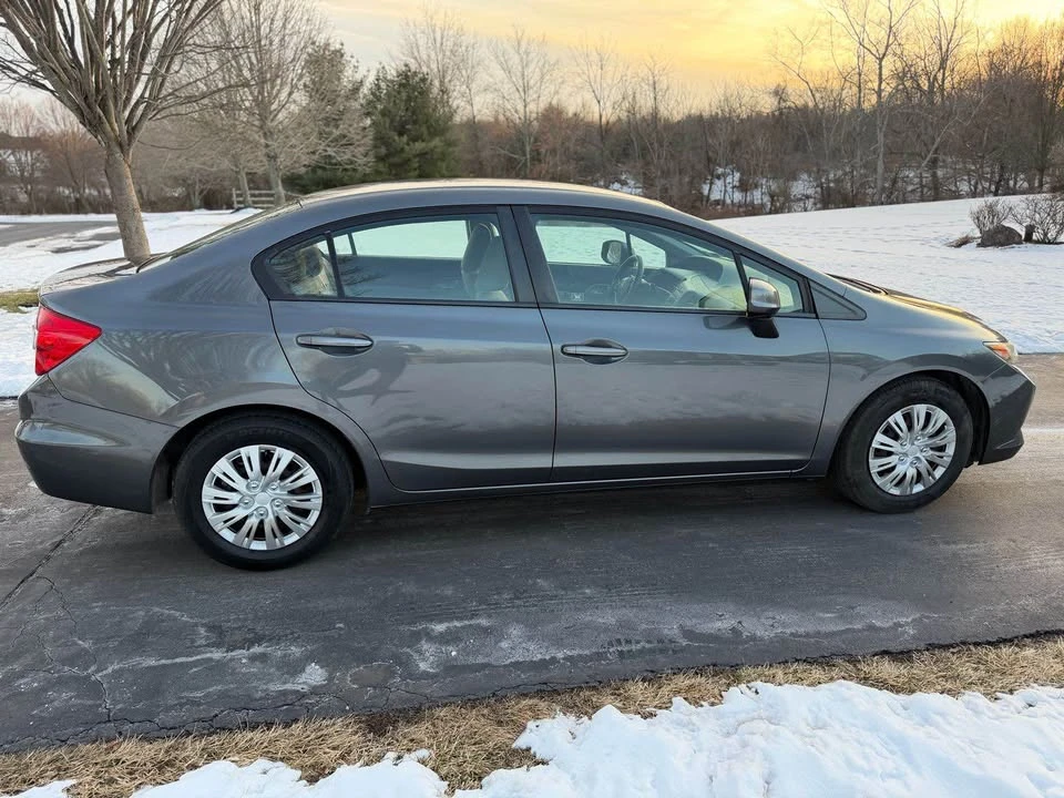 2012 Honda Civic 9th Gen - Image 4 of 14