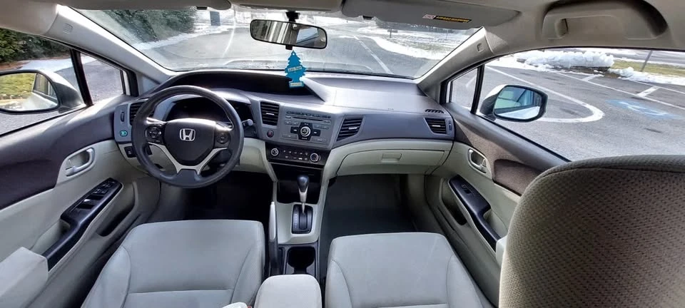2012 Honda Civic 9th Gen - Image 10 of 15