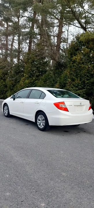 2012 Honda Civic 9th Gen - Image 5 of 15