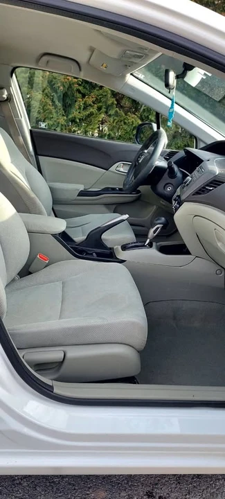 2012 Honda Civic 9th Gen - Image 8 of 15
