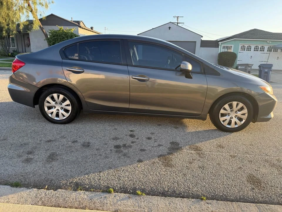 2012 Honda Civic 9th Gen - Image 4 of 14