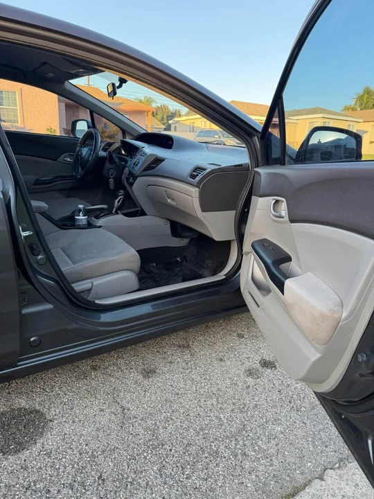 2012 Honda Civic 9th Gen - Image 12 of 14