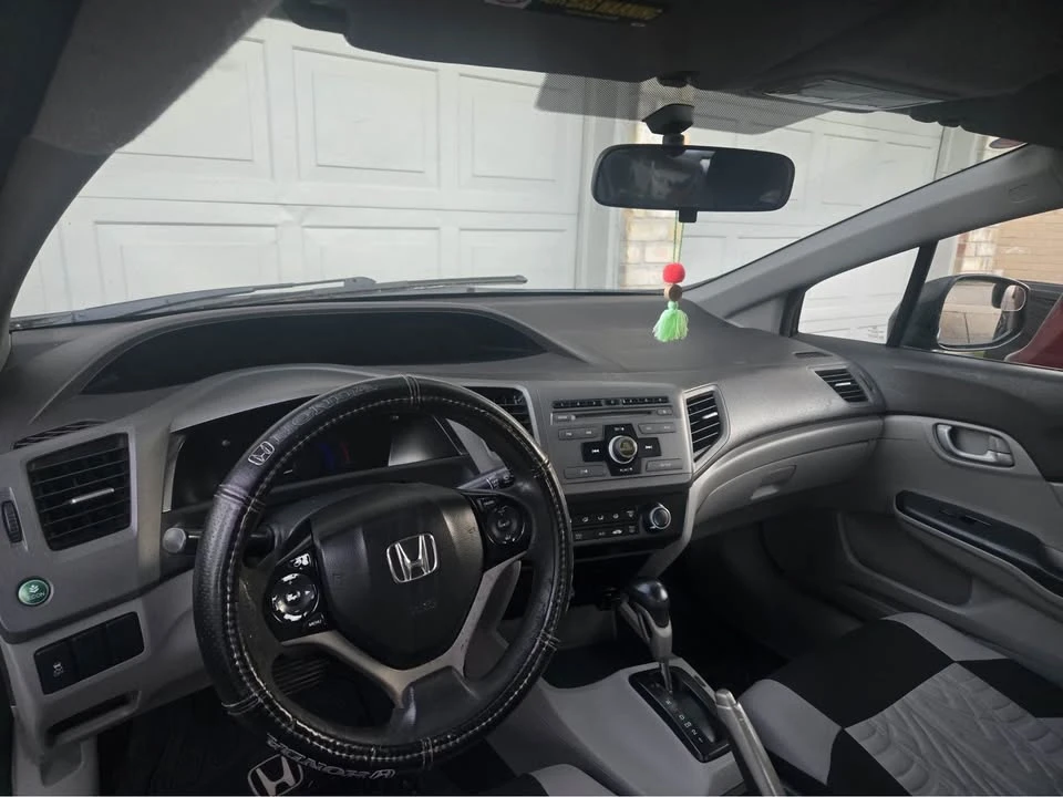 2012 Honda Civic 9th Gen - Image 4 of 7