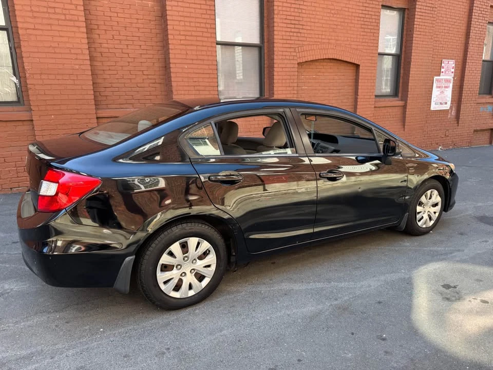 2012 Honda Civic 9th Gen - Image 4 of 10