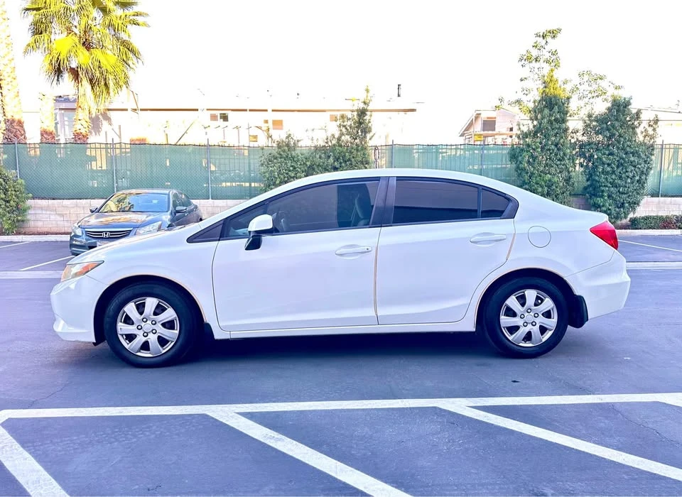 2012 Honda Civic 9th Gen - Image 7 of 21
