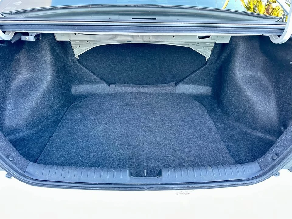 2012 Honda Civic 9th Gen - Image 14 of 21