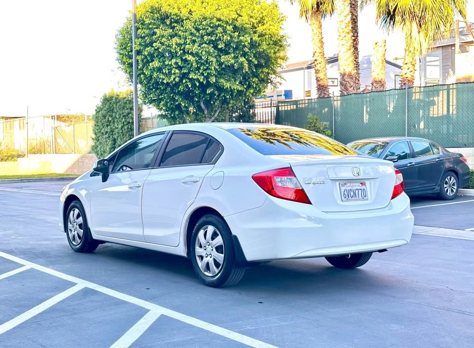 2012 Honda Civic 9th Gen - Image 6 of 21