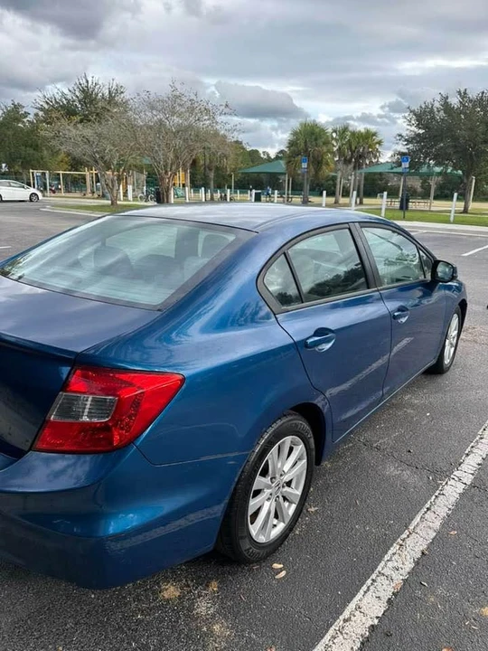 2012 Honda Civic 9th Gen - Image 5 of 9