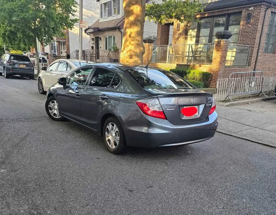 2012 Honda Civic 9th Gen - Image 2 of 5