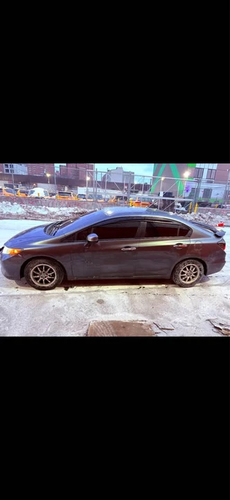 2012 Honda Civic 9th Gen - Image 2 of 18