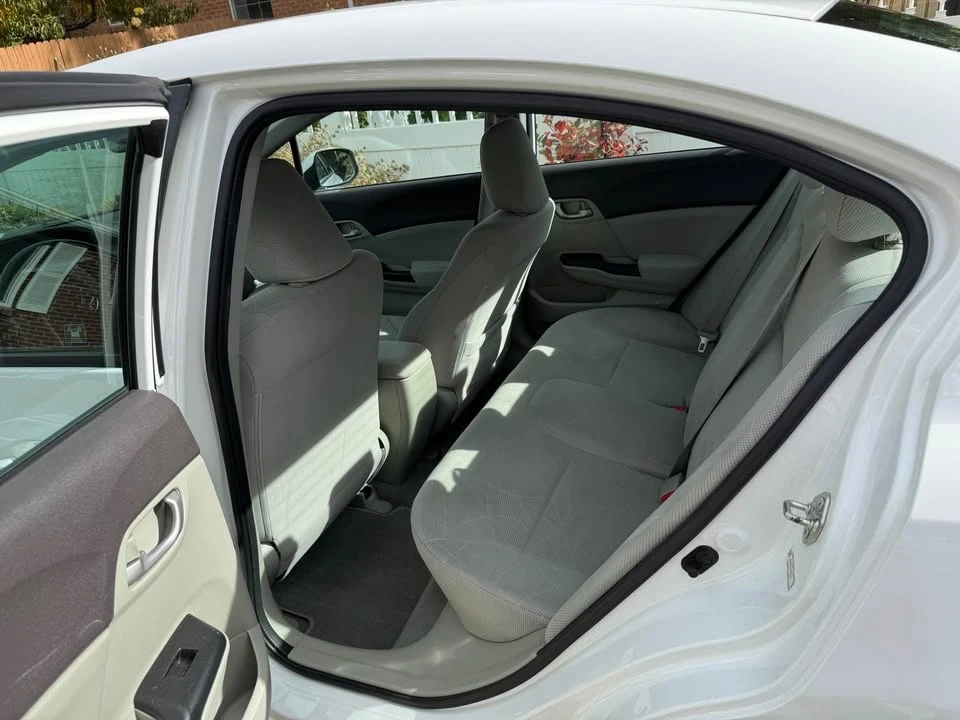 2012 Honda Civic 9th Gen - Image 6 of 9