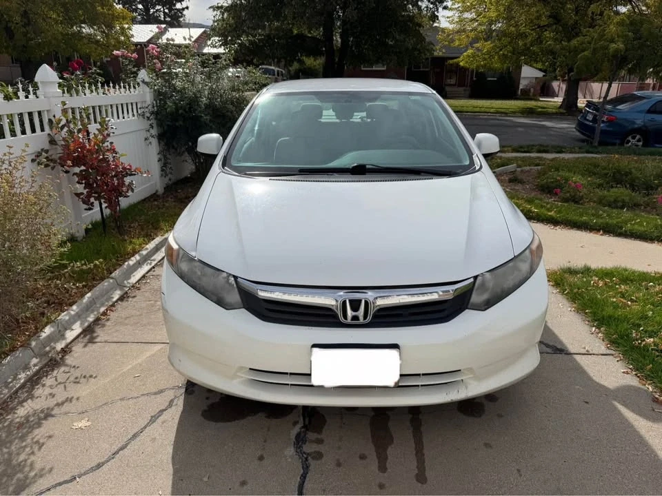 2012 Honda Civic 9th Gen - Image 2 of 9