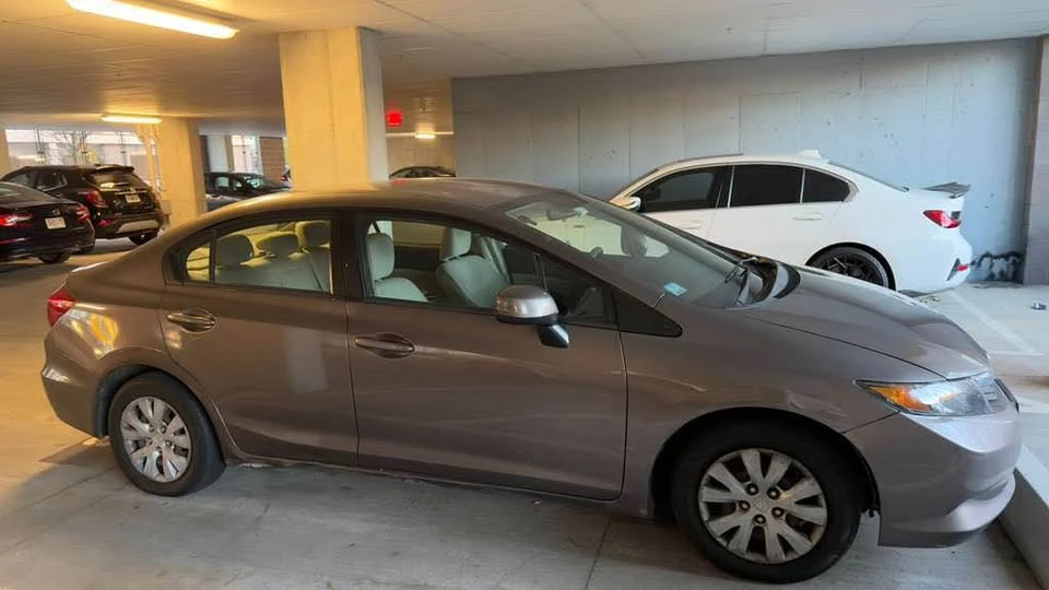 2012 Honda Civic 9th Gen - Image 2 of 13