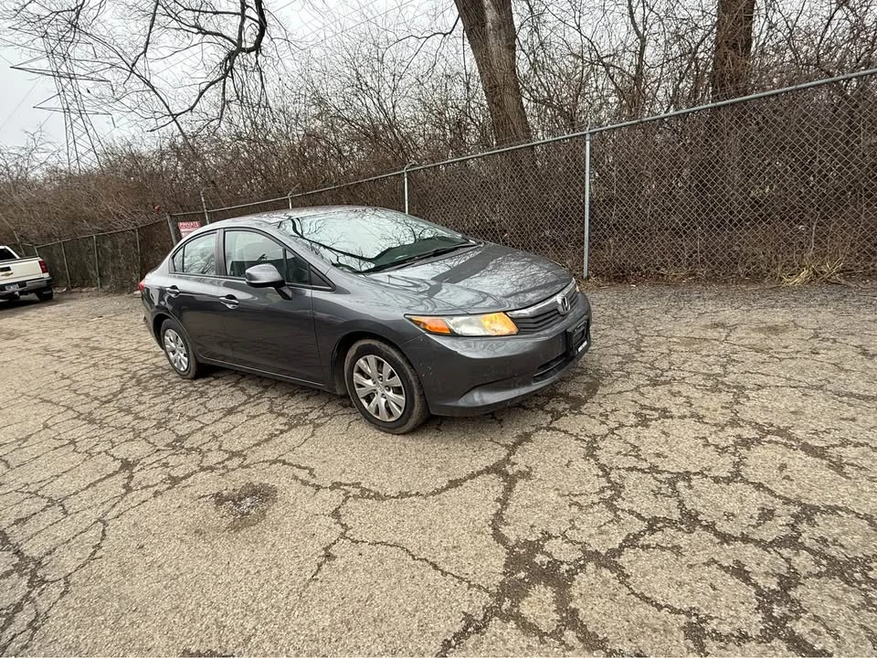 2012 Honda Civic 9th Gen - Image 9 of 14