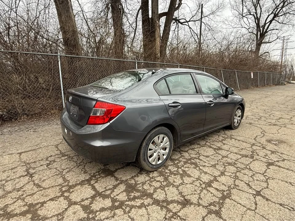 2012 Honda Civic 9th Gen - Image 3 of 14