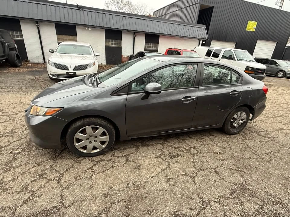 2012 Honda Civic 9th Gen - Image 8 of 14