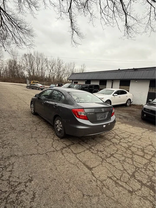 2012 Honda Civic 9th Gen - Image 5 of 14