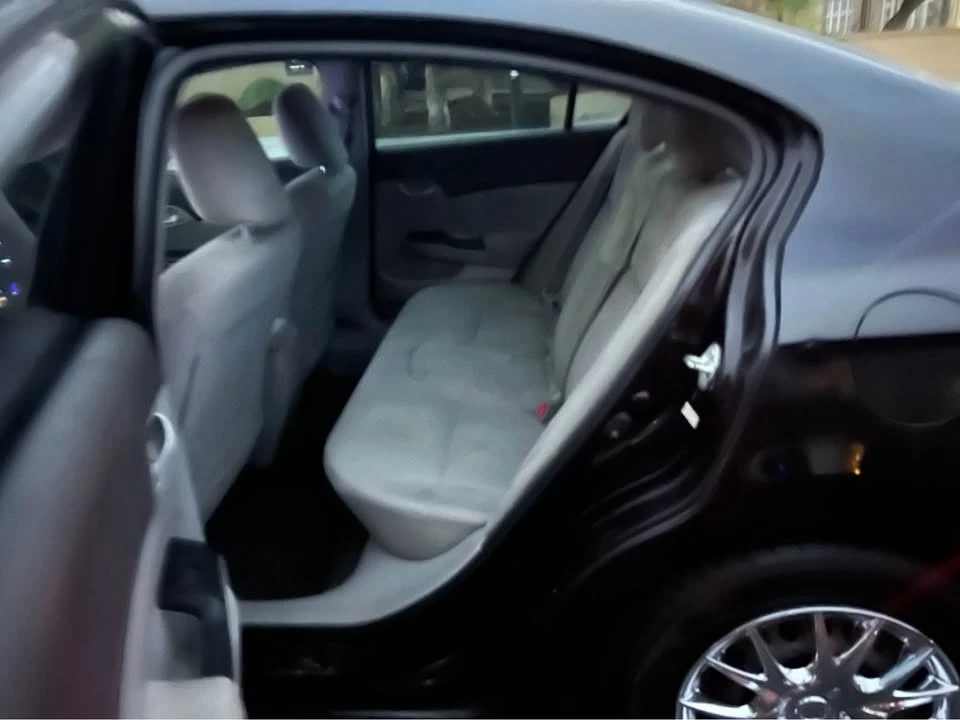 2012 Honda Civic 9th Gen - Image 9 of 10