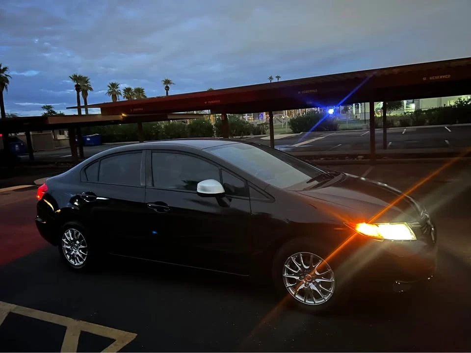 2012 Honda Civic 9th Gen - Image 4 of 10