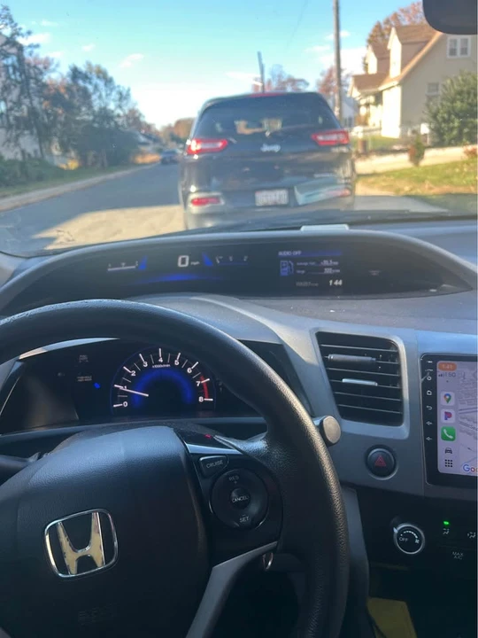 2012 Honda Civic 9th Gen - Image 2 of 7