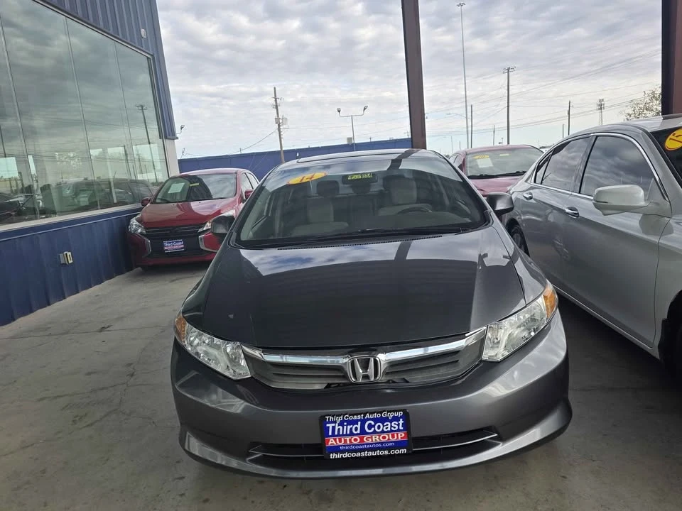 2012 Honda Civic 9th Gen - Image 2 of 7