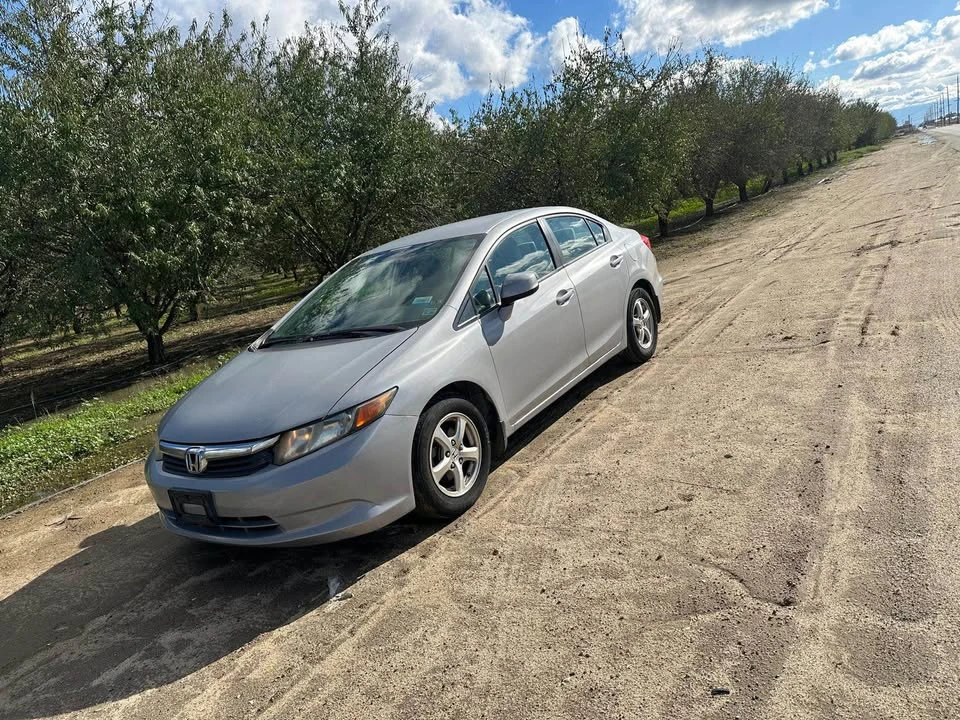 2012 Honda Civic 9th Gen - Image 4 of 12