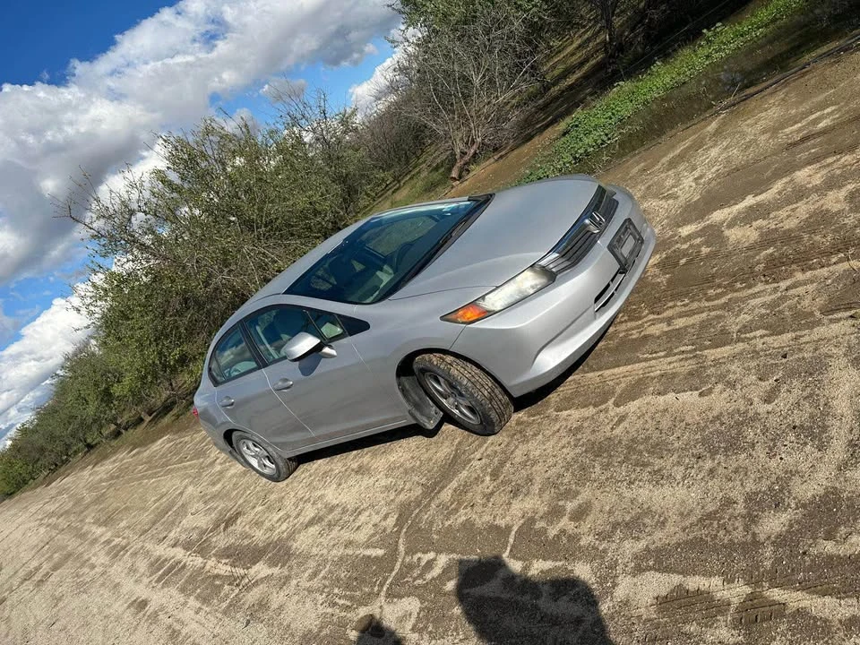 2012 Honda Civic 9th Gen - Image 10 of 12