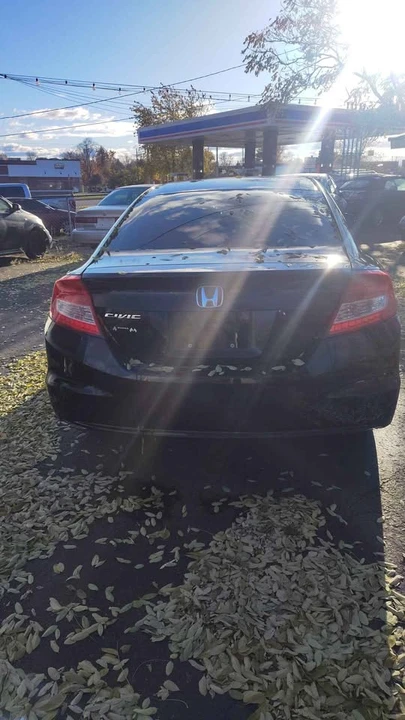 2012 Honda Civic 9th Gen - Image 5 of 10