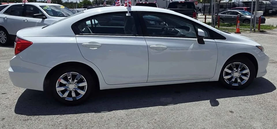 2012 Honda Civic Si 9th Gen - Image 5 of 13