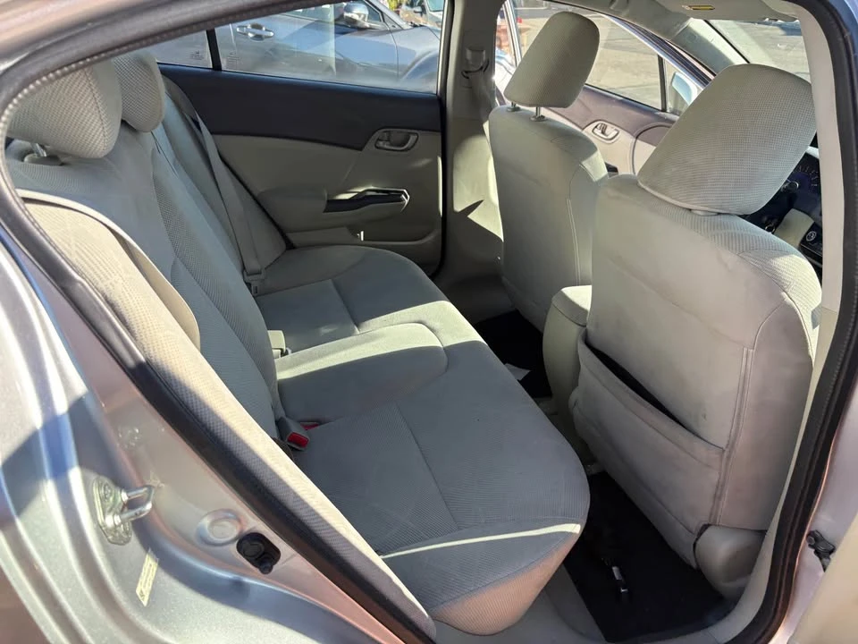 2012 Honda Civic 9th Gen - Image 4 of 7