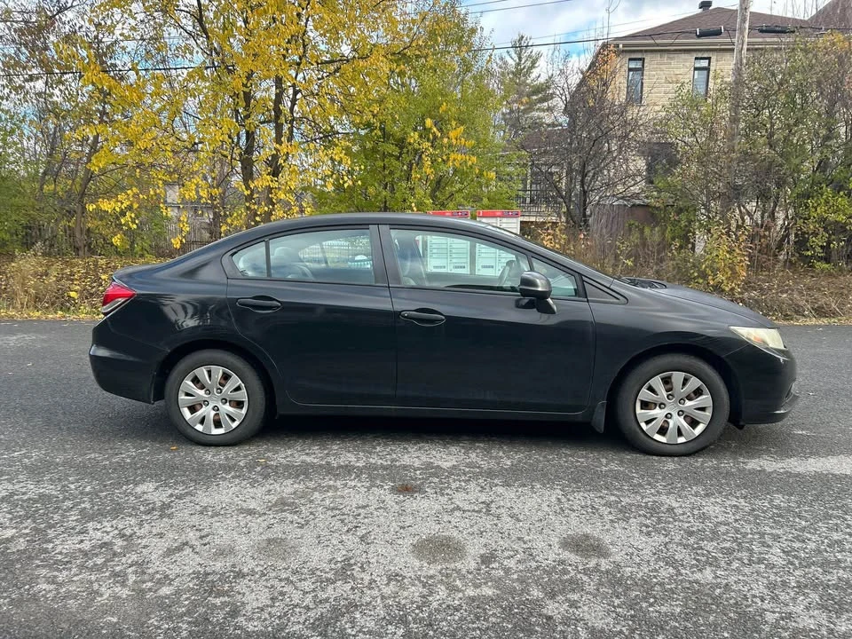 2012 Honda Civic 9th Gen - Image 3 of 14