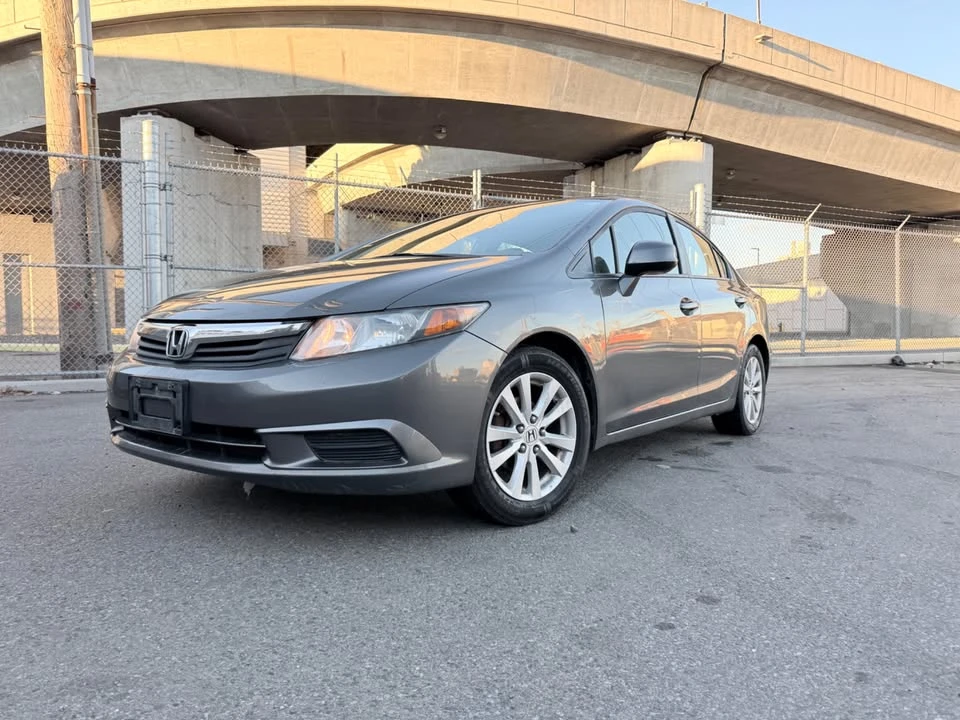 2012 Honda Civic 9th Gen - Image 4 of 19