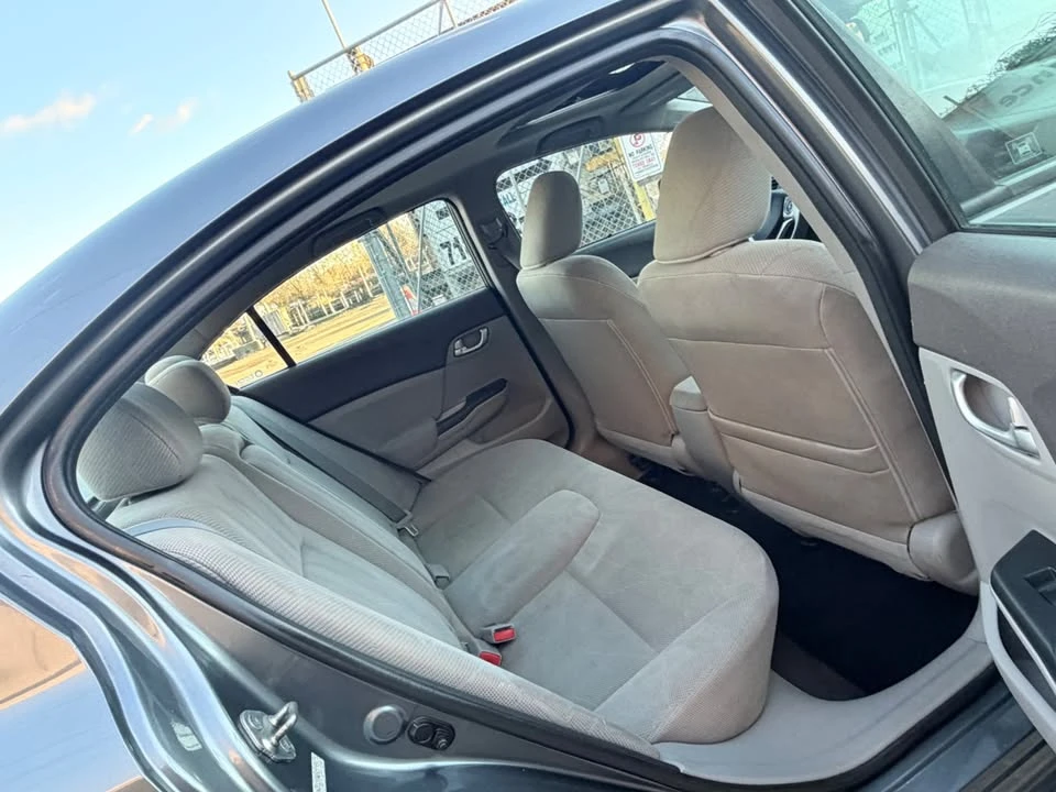 2012 Honda Civic 9th Gen - Image 14 of 17