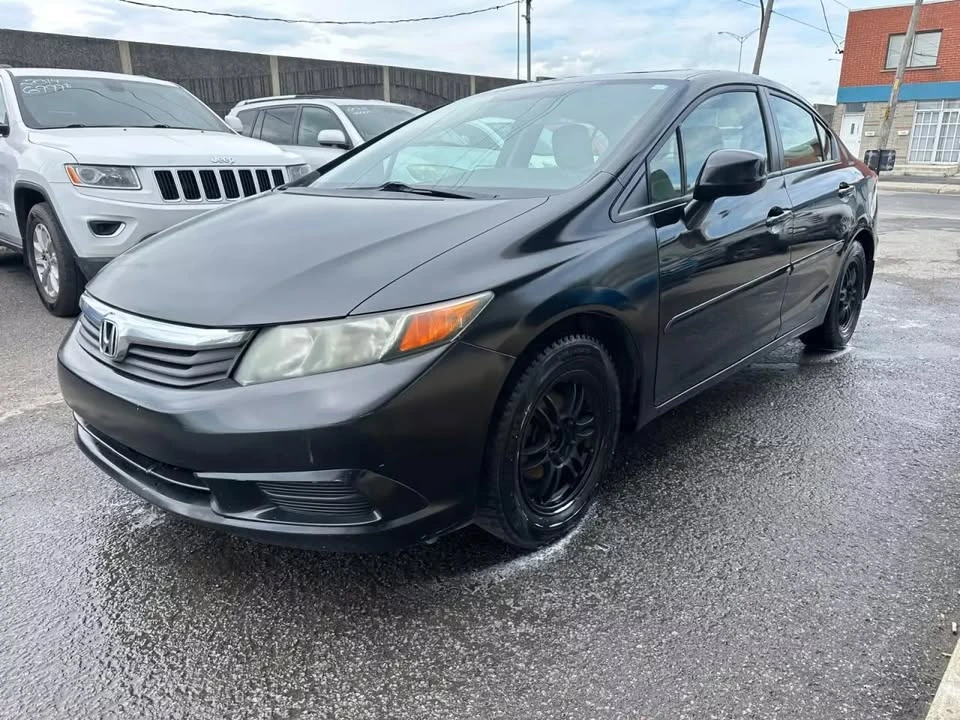 2012 Honda Civic 9th Gen - Image 2 of 7