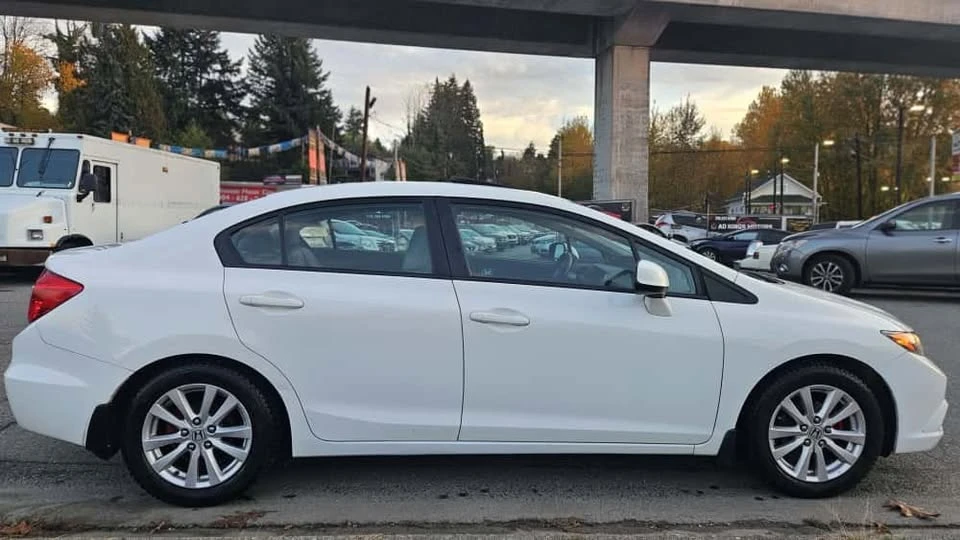 2012 Honda Civic 9th Gen - Image 6 of 19