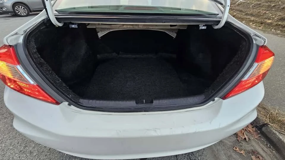 2012 Honda Civic 9th Gen - Image 16 of 19