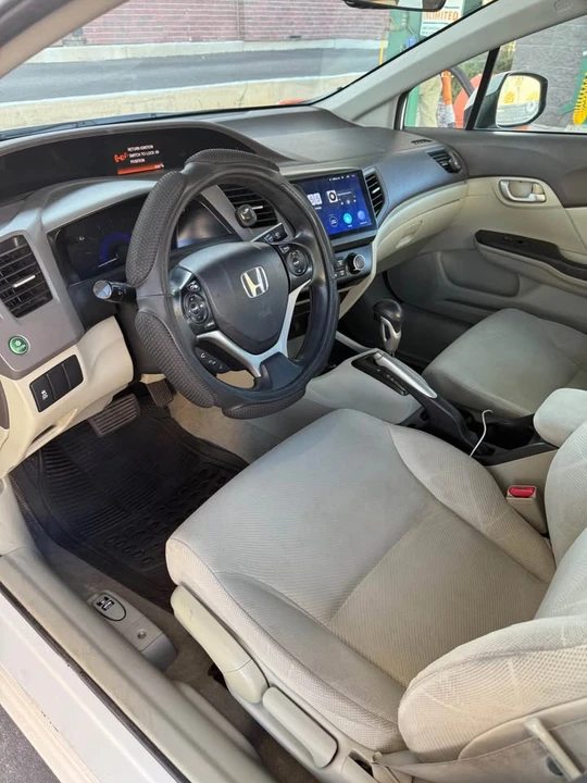 2012 Honda Civic 9th Gen - Image 7 of 9