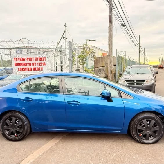 2012 Honda Civic 9th Gen - Image 7 of 15