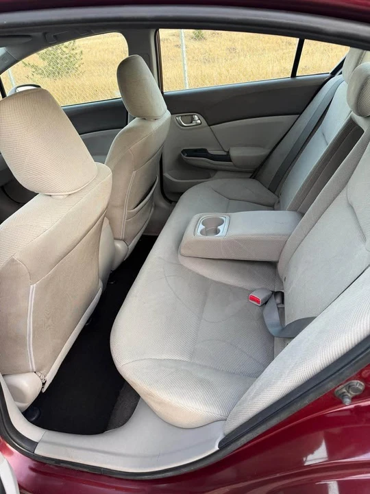 2012 Honda Civic 9th Gen - Image 9 of 12