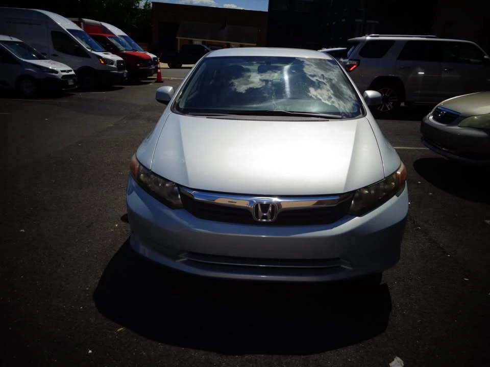 2012 Honda Civic 9th Gen - Image 2 of 8