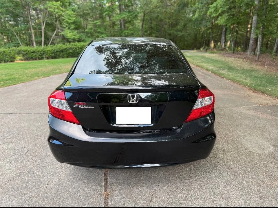 2012 Honda Civic 9th Gen - Image 4 of 8