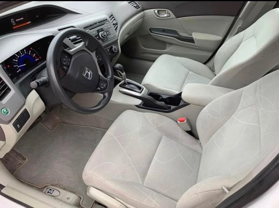 2012 Honda Civic 9th Gen - Image 5 of 8