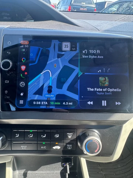 2012 Honda Civic 9th Gen - Image 3 of 11