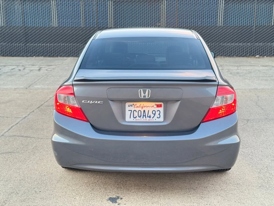 2012 Honda Civic 9th Gen - Image 6 of 17