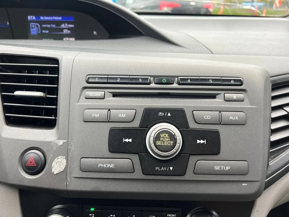 2012 Honda Civic 9th Gen - Image 8 of 18